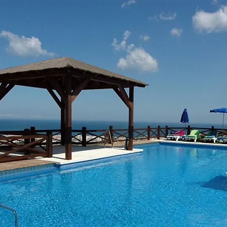 Apartamentos Manilva Green Апартаменты *